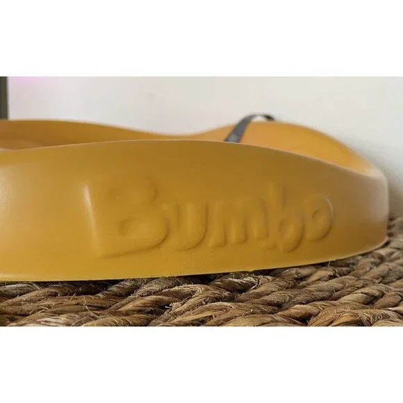 RARE Bumbo Diaper Changing Pad, Ergonomic Baby Changing Mat Belt Mimosa Yellow - Picture 5 of 8